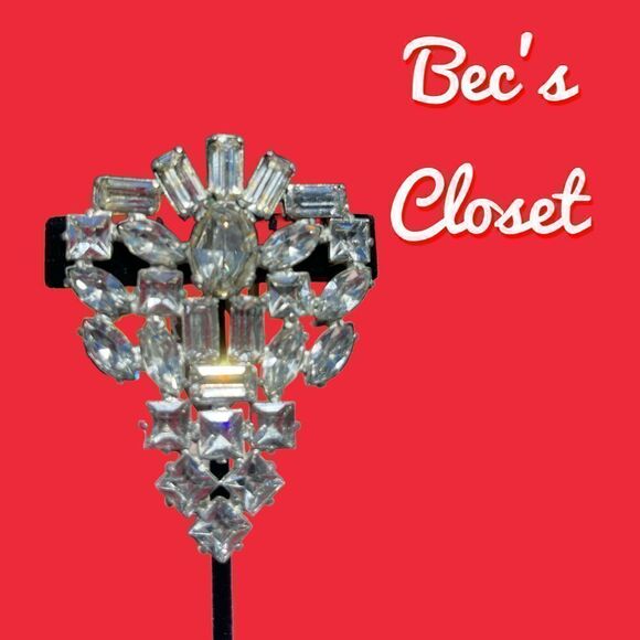 Vintage Streetwear Scarf Holder Silver Tone Clear Glass Cut - Picture 5 of 5